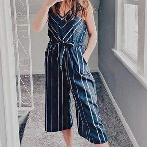 Universal‎ Thread Small $28 Navy Stripe Culottes Jumpsuit Nautical Casual